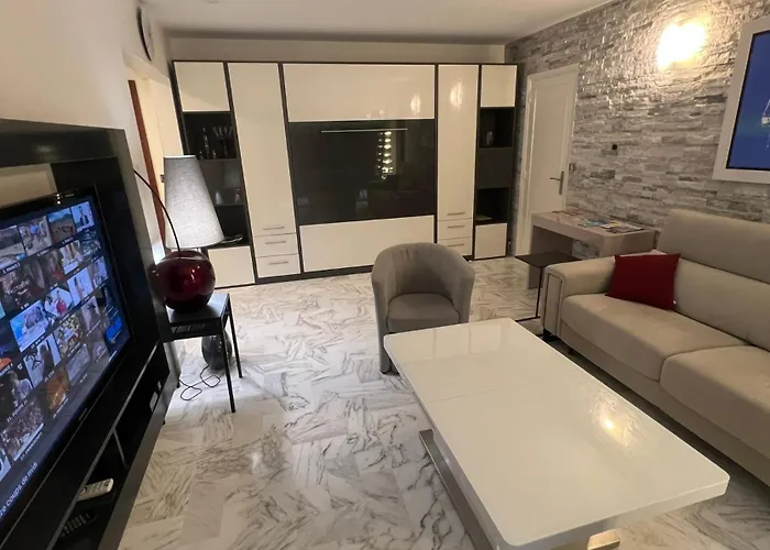 Chic 47M2, 2 Rooms, Ground Floor, Nice Patio, 280M Beach Croisette
